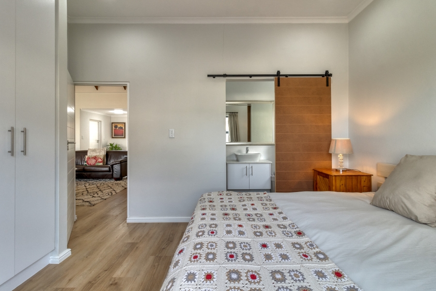 3 Bedroom Property for Sale in Aan de Wijnlanden Western Cape